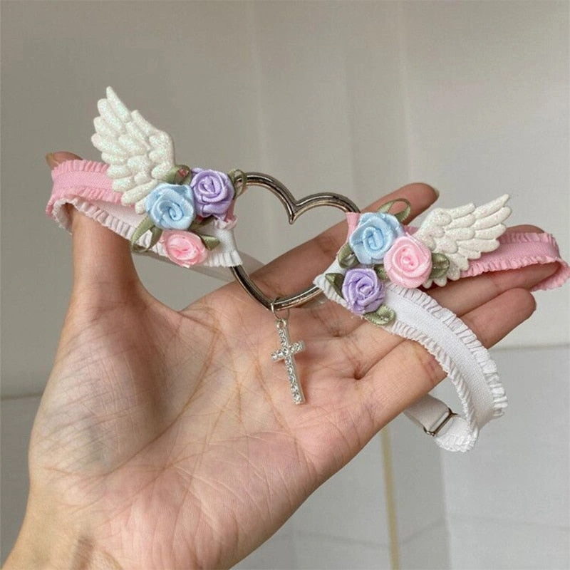 Herz-Chic in Harajuku: Romantische Spitze und verspieltes Herz-Design - Dein Garterbelt-Highlight!
